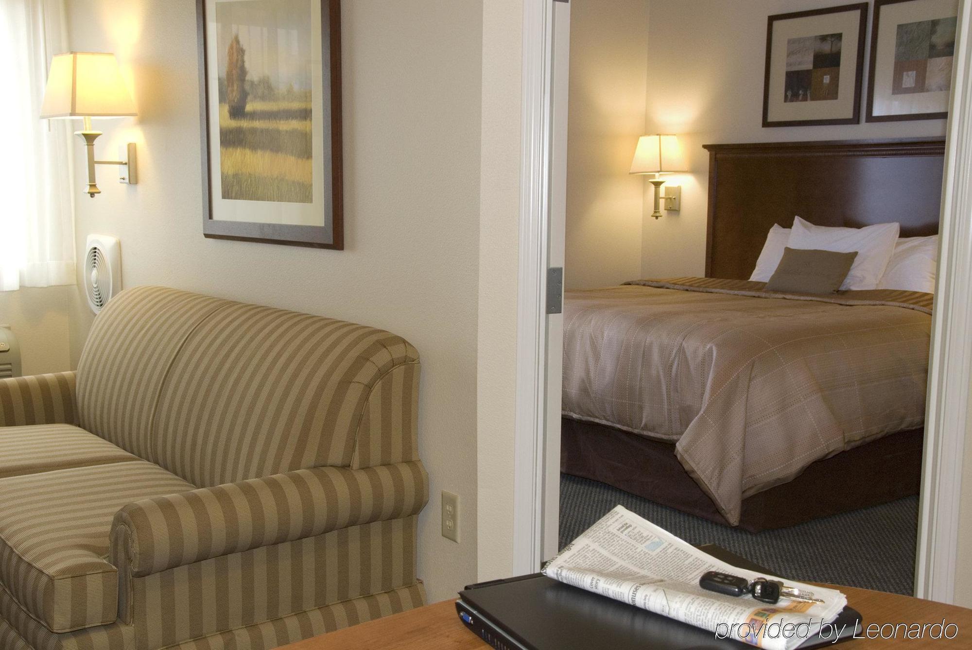 Candlewood Suites Springfield South By Ihg Exterior foto