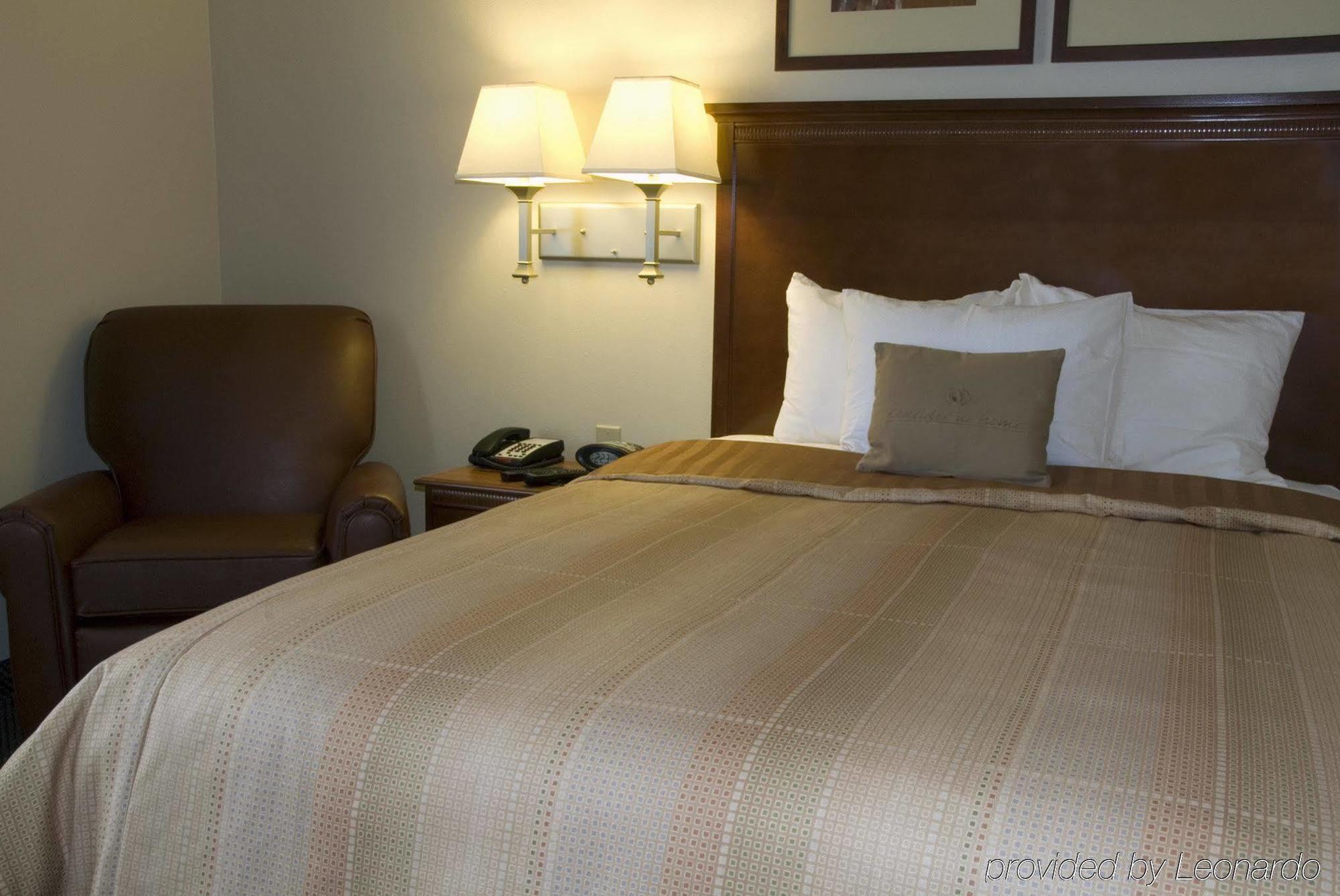 Candlewood Suites Springfield South By Ihg Exterior foto
